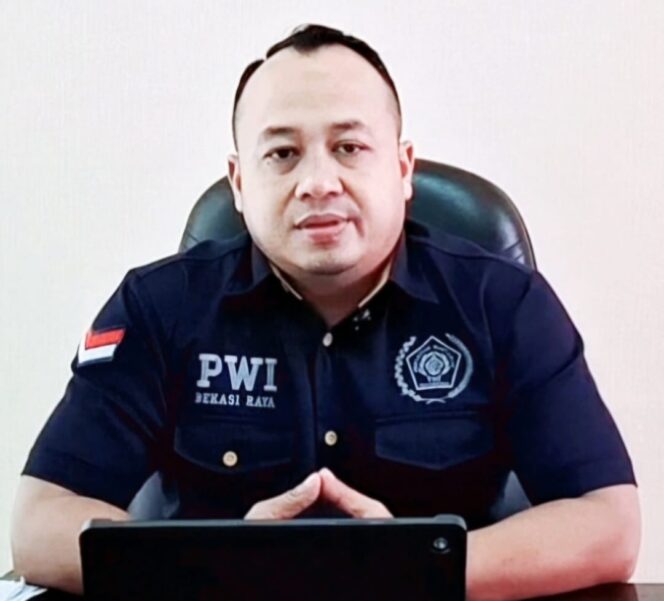 
					Ketua PWI Bekasi Raya Tegaskan Tatang Bukan Anggota PWI