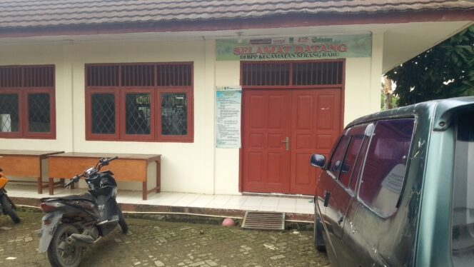 
					Kantor BPP (Balai Penyuluhan Pertanian) Kecamatan Serang Baru Sunyi Bak Sarang Hantu