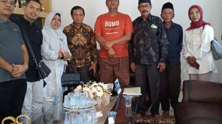 Ninik Mamak Melangkah, Wakil Bupati Mendengar Isi Hati Masyarakat Ada Nya Dugaan Tanah Mereka Di Rampas