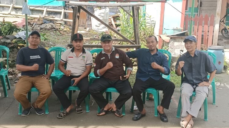 Wujudkan Demokrasi yang Aman, Perangkat Desa Wibawa Mulya Monitoring Pemilihan Ketua RT di Perum KSB Grande 3 Blok H