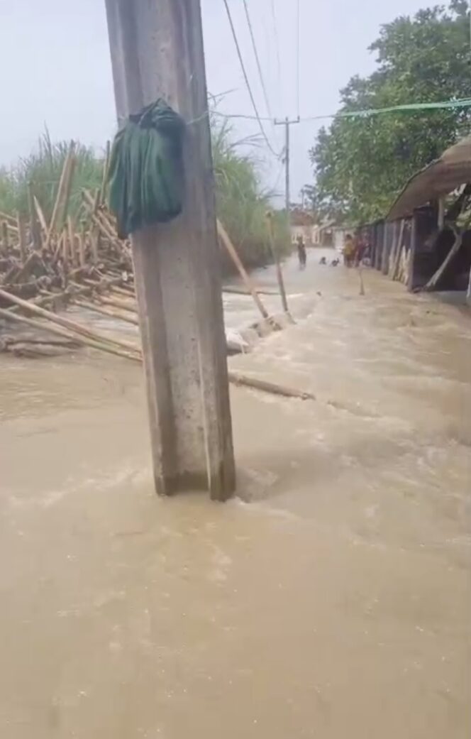 
					Banjir Permukiman dan Lahan Warga Muara Gembong Di Akibat kan Jebol Nya Tanggul Sungai Citarum