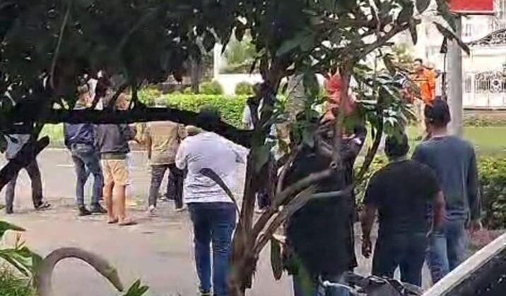 Klarifikasi Peristiwa Kota Wisata: Kehadiran Dua Anggota Polri Murni Untuk Lindungi Warga