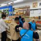 Kapolres Blitar Kota, AKBP Kalfaris Triwijaya Lalo, Ungkap Hyfresh Supermarket Blitar Square Kedapatan  Makanan (TKP2OM) Kadaluarsa