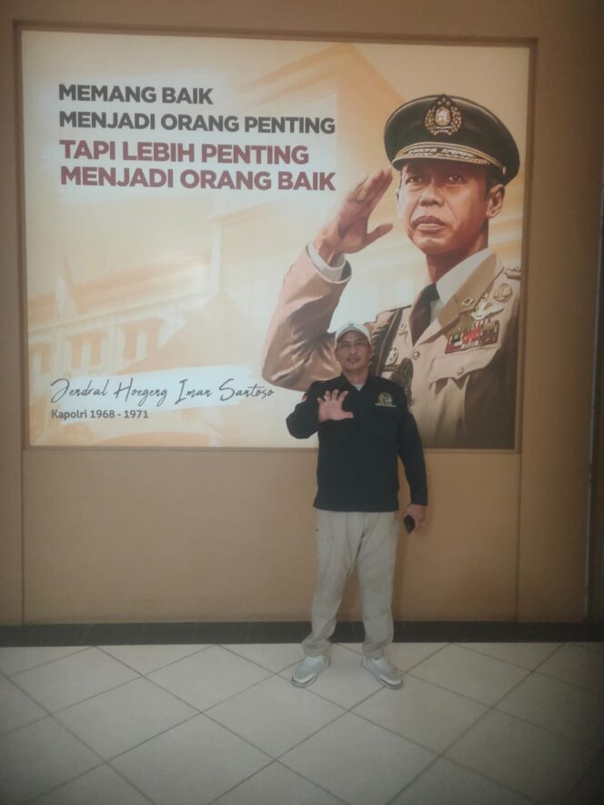 
					Kado Nyata Hari Bhayangkara ke-80 : Piket Unit Harda Polres Bekasi Sigap Terima Laporan Aksi DC yang Resahkan Warga di Area Medis